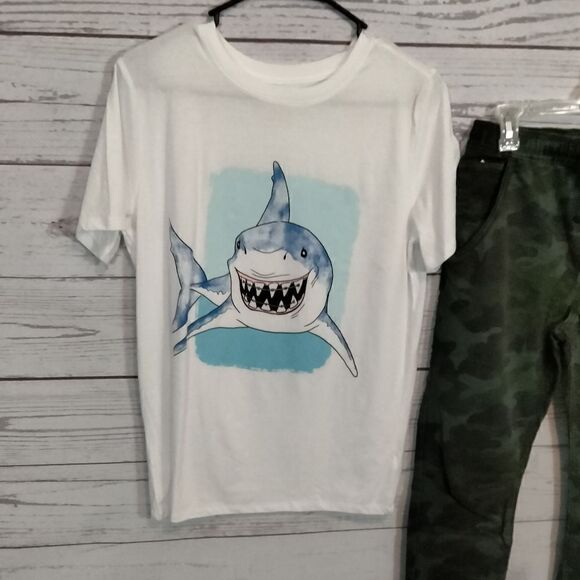 NWT: "Cat & Jack" boy's pants and t-shirt - Picture 3 of 12